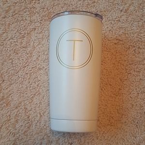 NWT Metal Tumbler 20 oz, Letter T